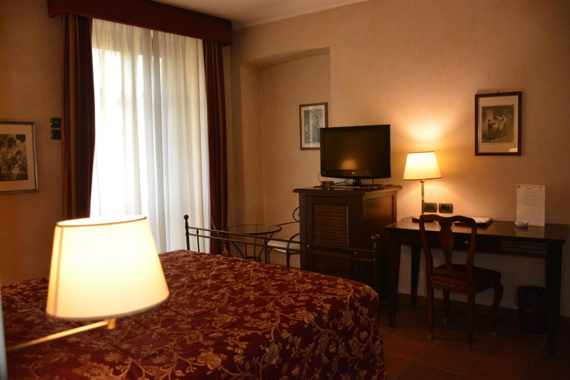 Romantic Hotel Furno Сан-Франческо-аль-Кампо Экстерьер фото